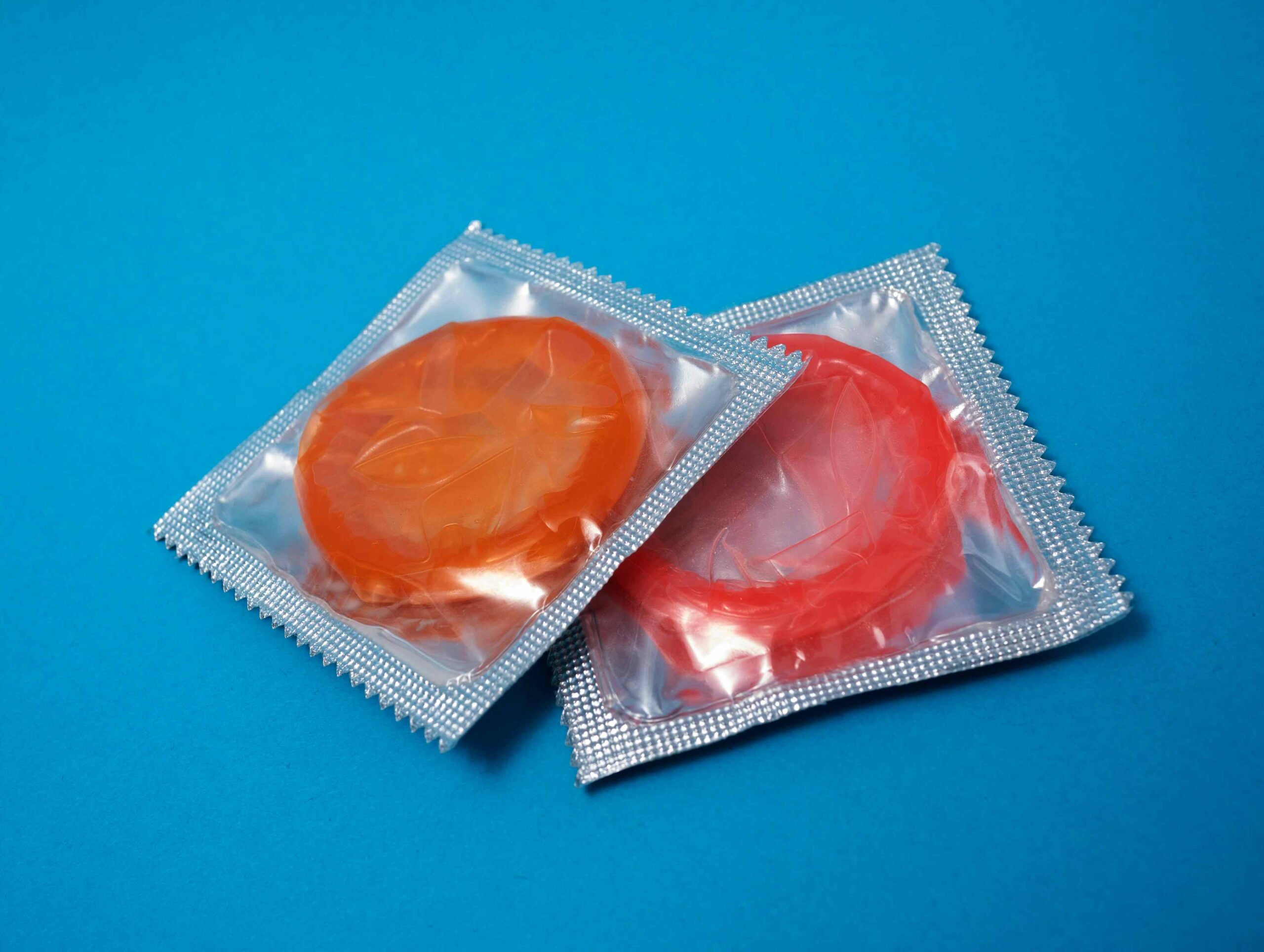 reproductive-health-supplies-coalition-Wb-rLP27Gvo-unsplash(2) klamydia kondomi
